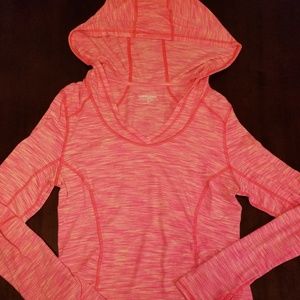 Long sleeve with hood